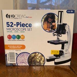 Black and White 52-Piece Microscope Set